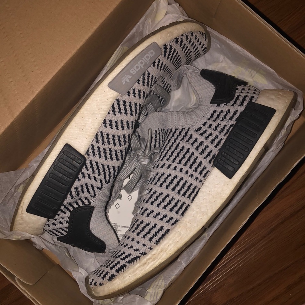 adidas NMD R1